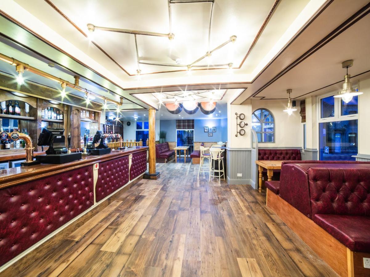 Churchill'S Hotel Wombwell Eksteriør billede