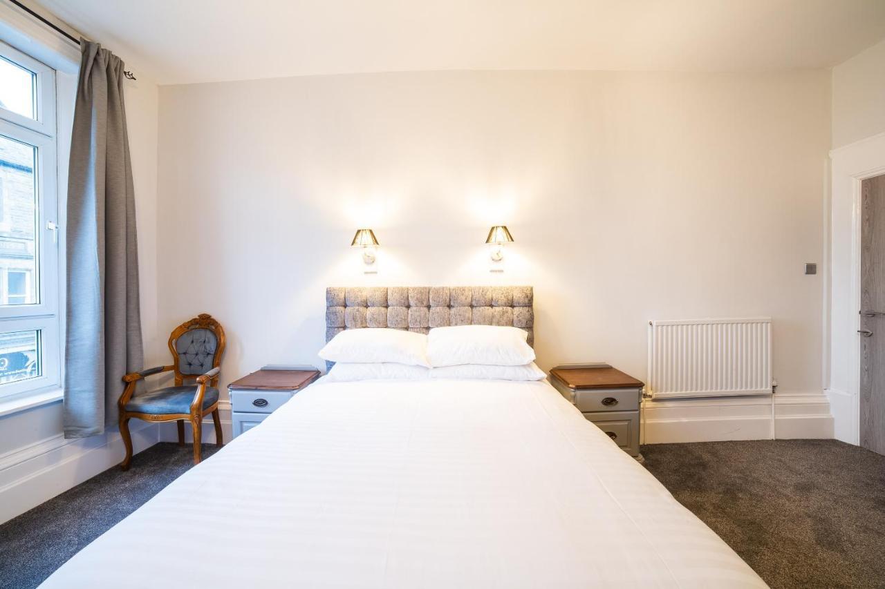 Churchill'S Hotel Wombwell Eksteriør billede